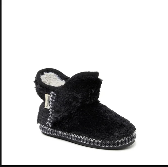 Dearfoams Kids Fuzzy Charlotte Bootie Slippers NWT - Picture 3 of 8